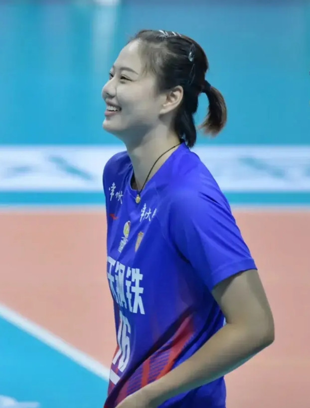 何人能换龚翔宇？中国女排无缘世联赛四强，一些极端球迷把锅甩给率队拼搏到底的队