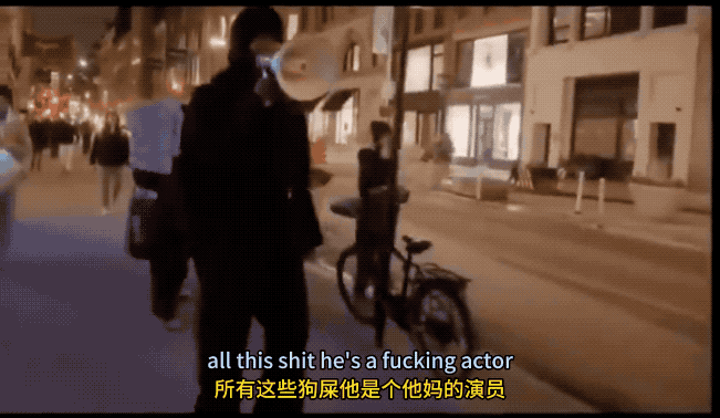 民主党人共和党人都在吃小孩！美国纽约一男子大喇叭号召革命，推翻美国精英！纽约一名