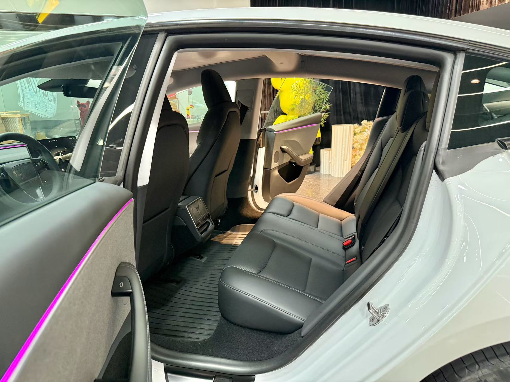 特斯拉中国又宣布降价Model3限时尾款减免5000ModelY限时尾款减免