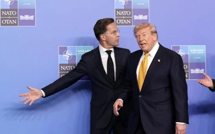 撤军+关税双重威慑！特朗普双管齐下，欧洲二选一：格陵兰，还是美国驻军？2