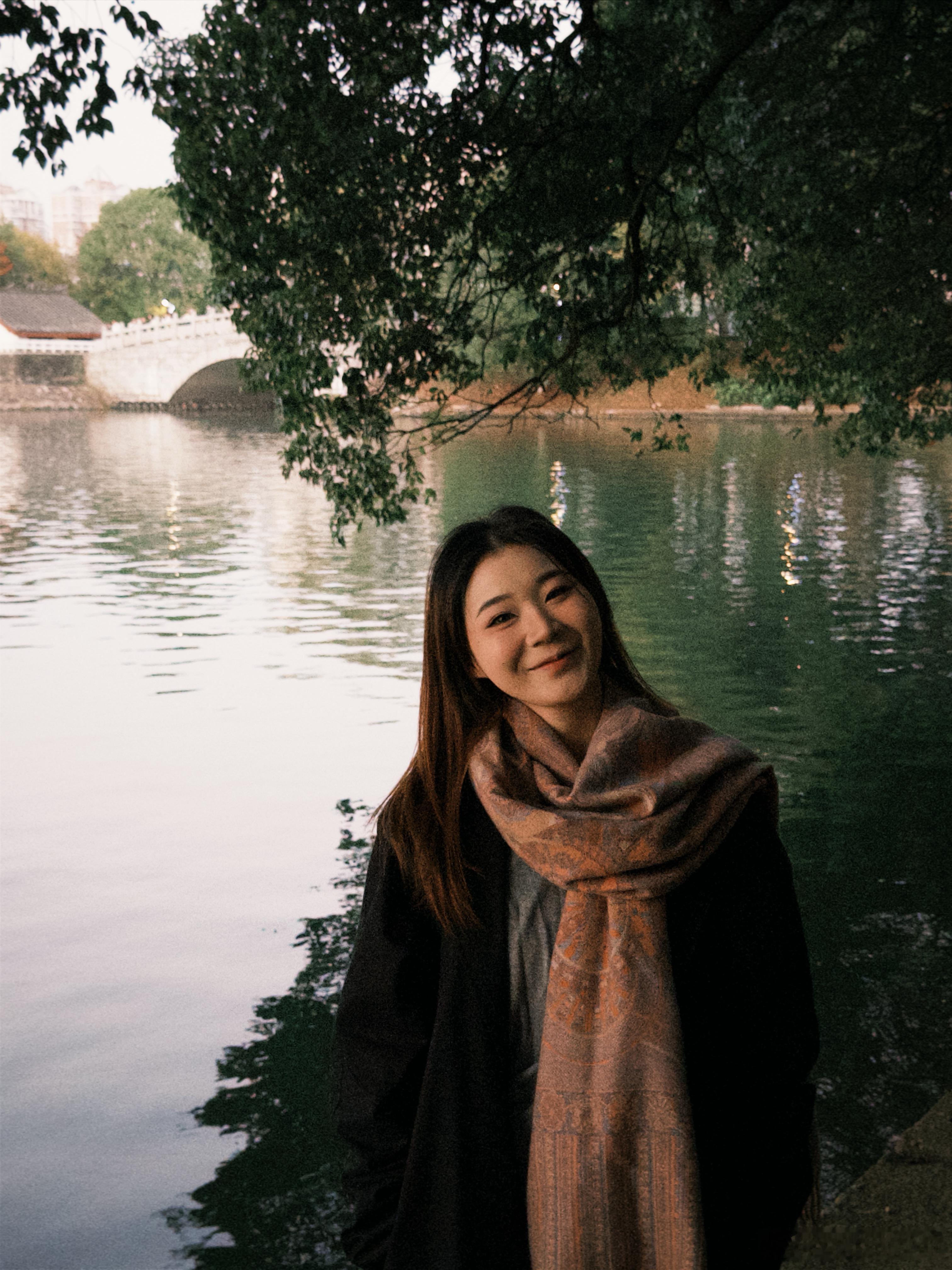 像秋一样接受自己的丰荣与枯败