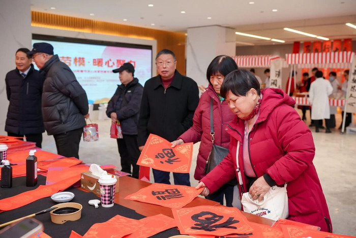 宝山推出2026年劳模就诊关爱服务十大举措：一对一健康管理+绿色通道+优先住院保障