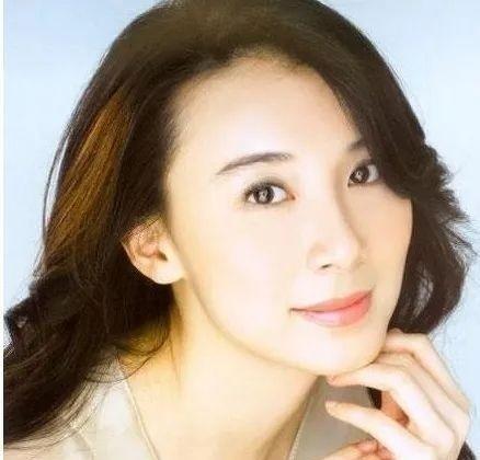 1998年，有个富商看上了台湾第一美女萧蔷，跟她开出价格“给你50万，陪我一次”