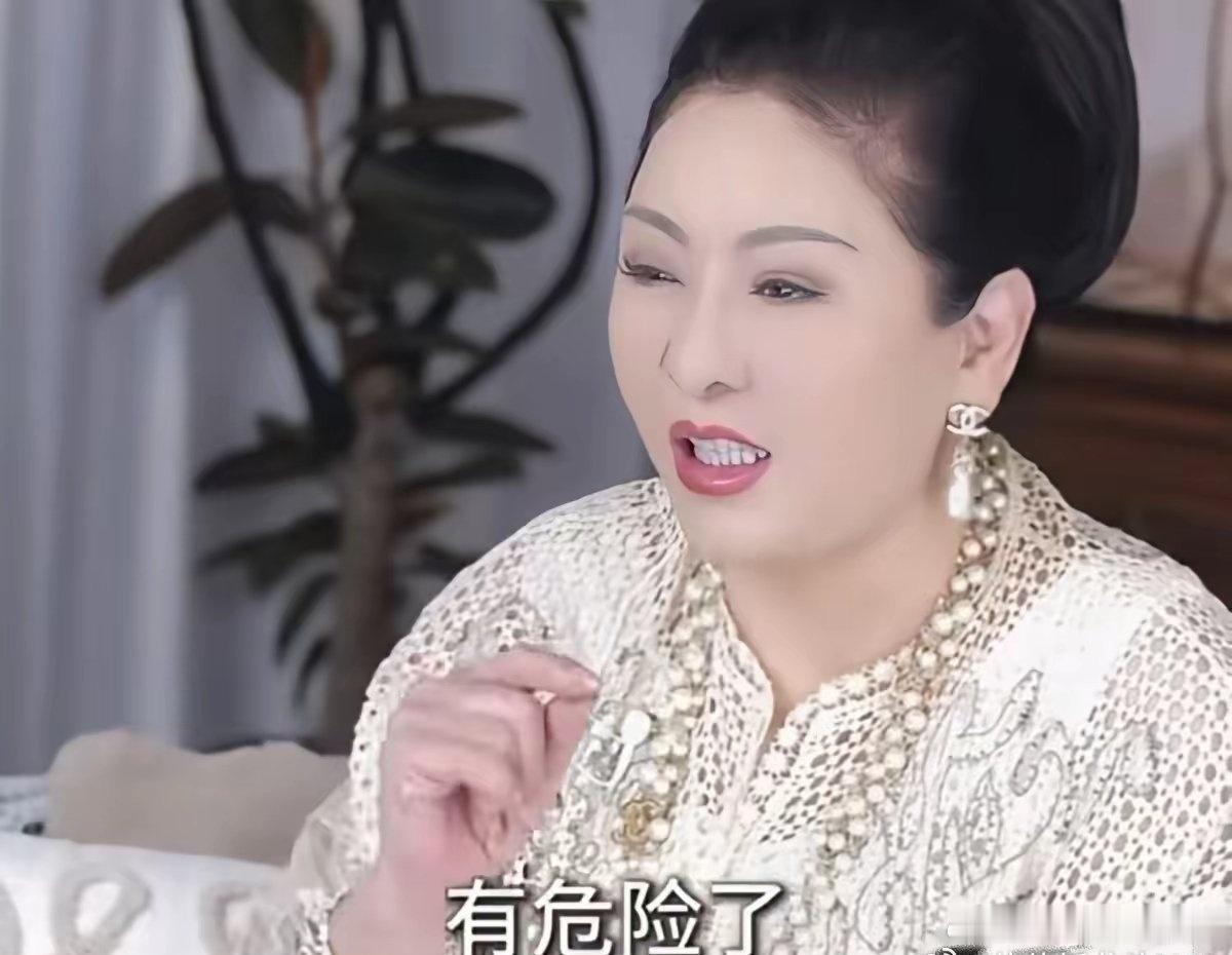 向太，大胆发言！豪庭向太突然冲上了热搜，让人没有想到的是，这次爆出了在最新发的