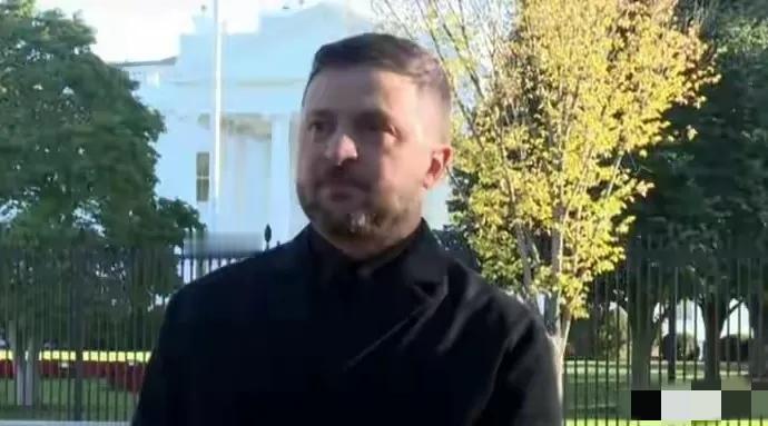 泽连斯基这波操作也太双标了，简直把“甩锅”玩明白了！一边借着波罗的海三国偷