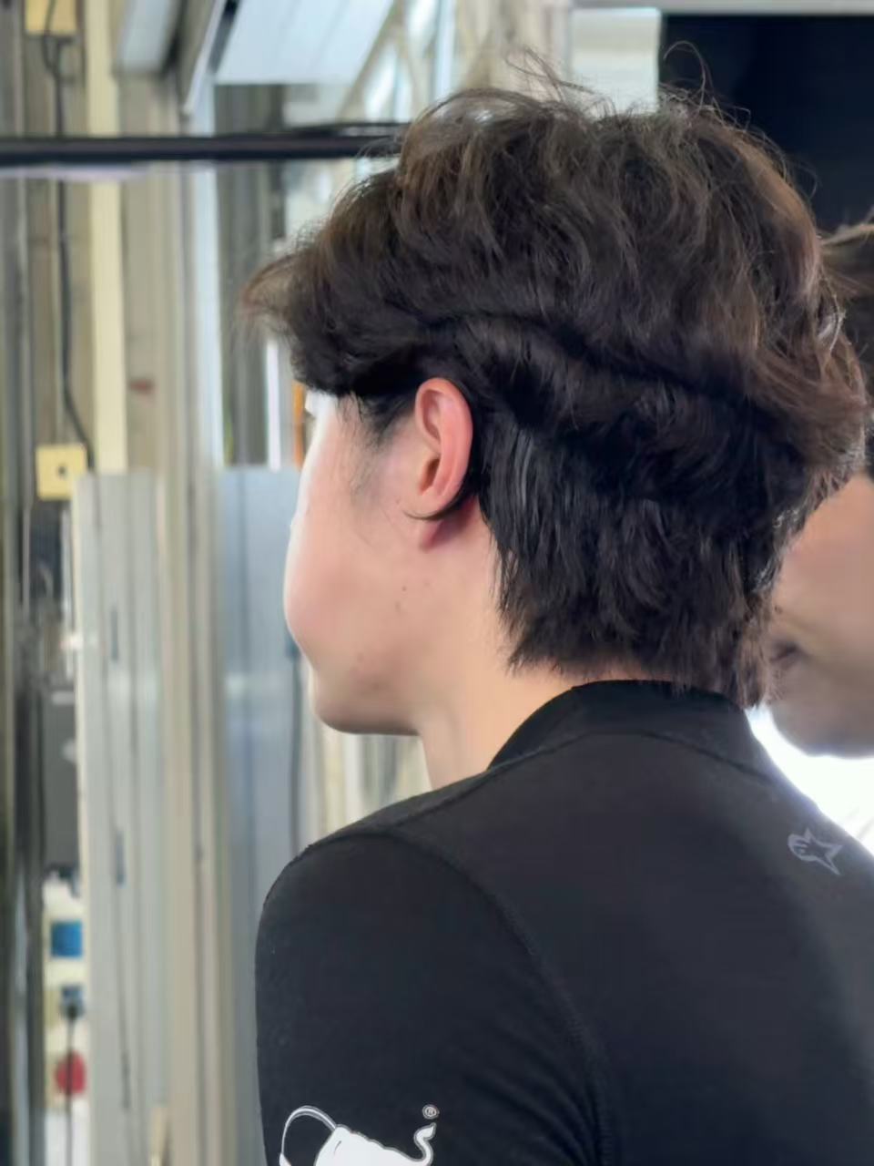 王一博吃成仓鼠王一博边吃边讨论哈哈哈哈哈要被萌晕了！王一博​​​