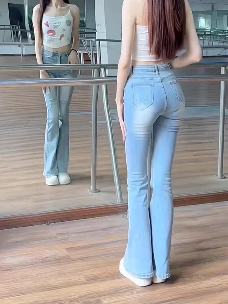 听说喇叭裤几十年流行过？我现在穿出去过时嘛？