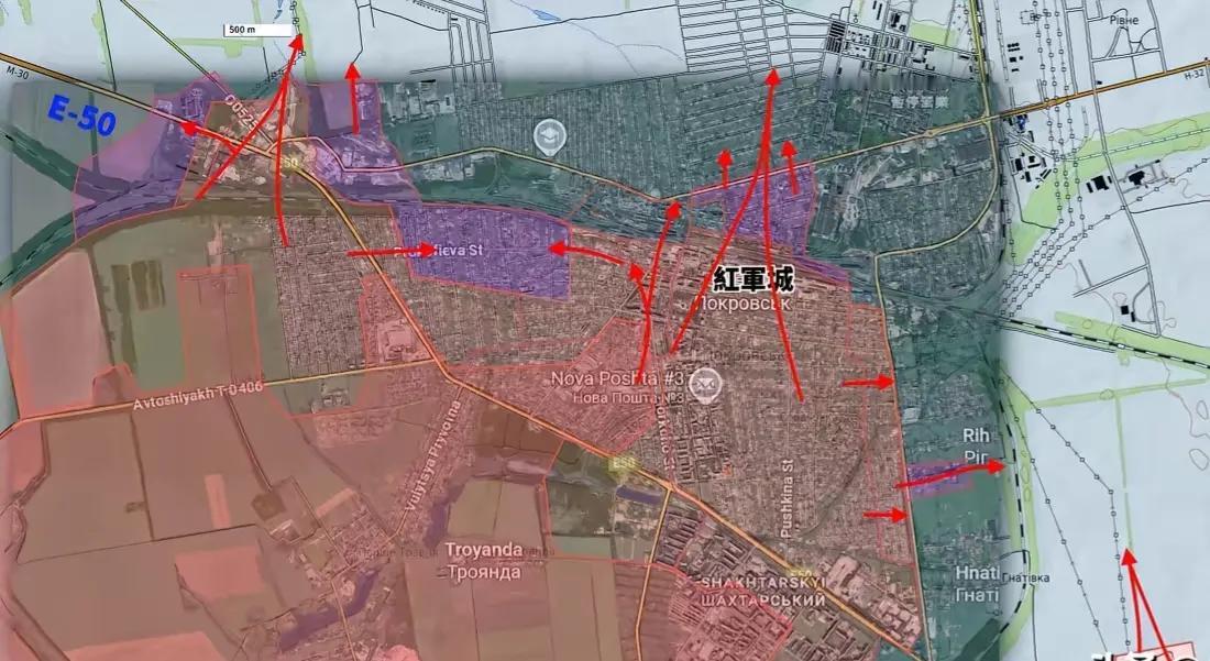 红军城巷战已经转变为最残酷的近距离交战。俄乌两军控制区和灰色地带每分钟都在变化