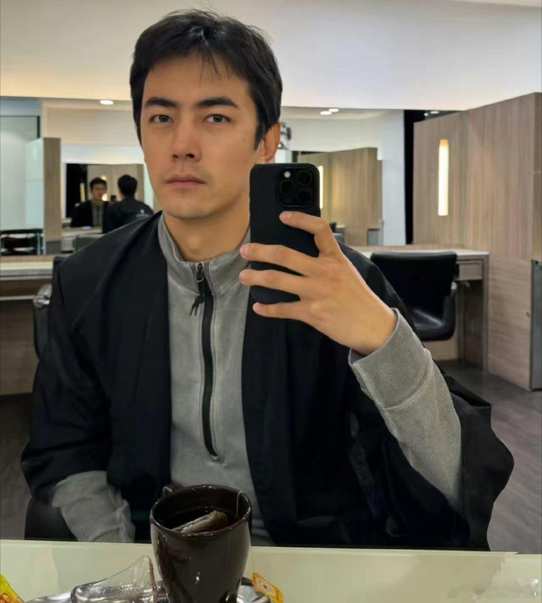 纪凌尘估计以后很难再结婚了，原因很简单，不是因为他还爱着阚清子，而是他再也找不到