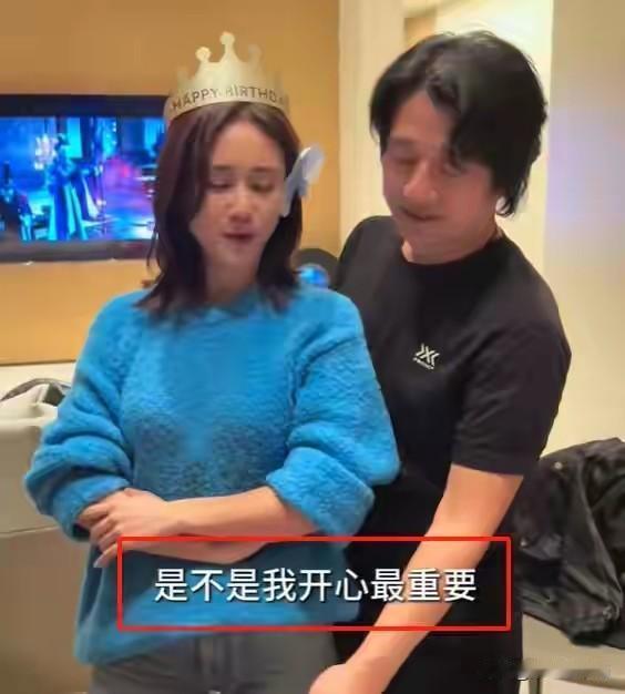 刘芸说，有一天朴树跟她说，给我介绍男朋友。我说谁呀？他说他老婆的偶像，为什么要介