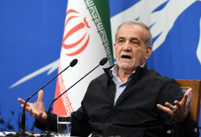 真的，伊朗人从骨子里就瞧不上中国！伊朗放弃美国的GPS，全面改用中国的北斗卫星导