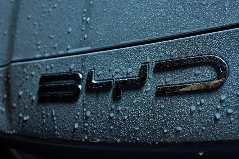 彭博：尽管面临关税，中国比亚迪汽车仍在墨西哥掀起波澜。据彭博社报道，尽管存在