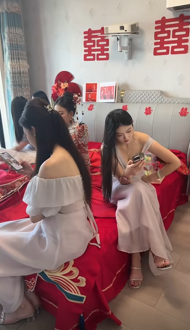 上着屋里来都能闻到喜庆的香味儿