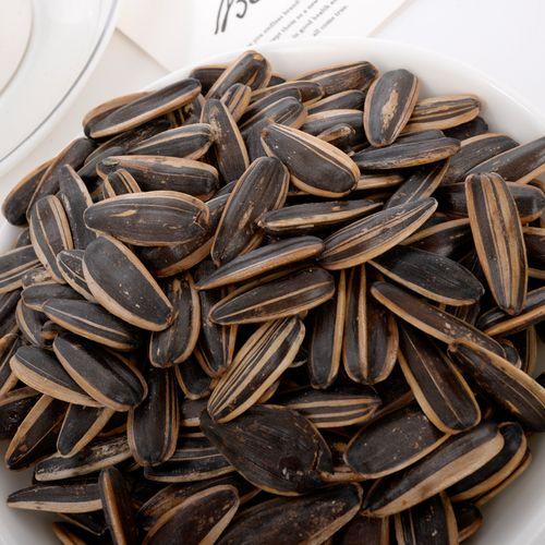 恰恰凭什么独霸瓜子市场二十年？从源头到营销，全是硬实力同样是瓜子，恰恰能独霸