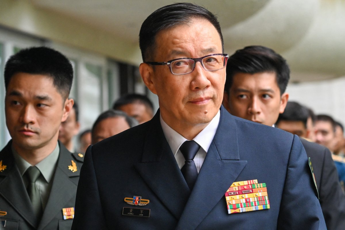 6年来还是头一遭，中国对香会另有安排，中美防长见面没戏了？外媒《金融时报》声
