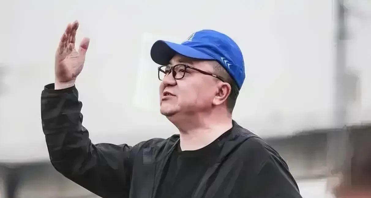 做出点成绩就这么狂嘛，大家如何看董路！#中国足球#最近董路的队伍和沙特u16