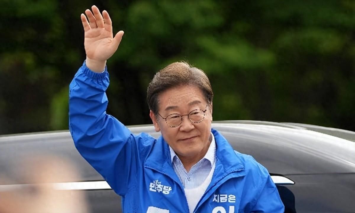 韩总统4次发声！拒入美反华同盟，力收50万韩军战时指挥权 美军话音刚落，韩国