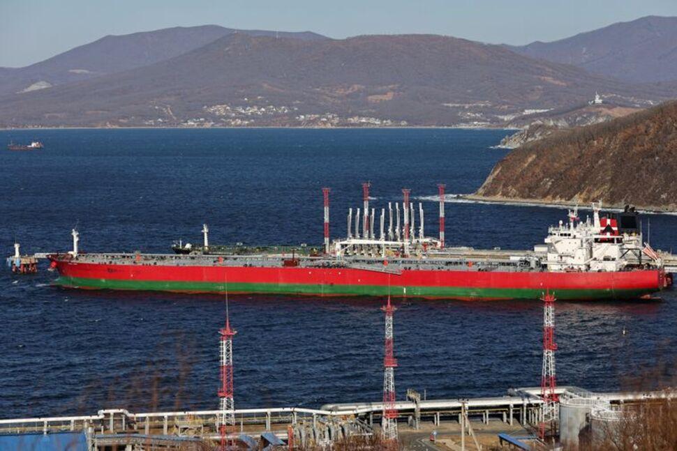 俄罗斯发大财了，欧洲智库研究员认为，随着战火点燃，莫斯科迎来了好消息，俄罗斯石油