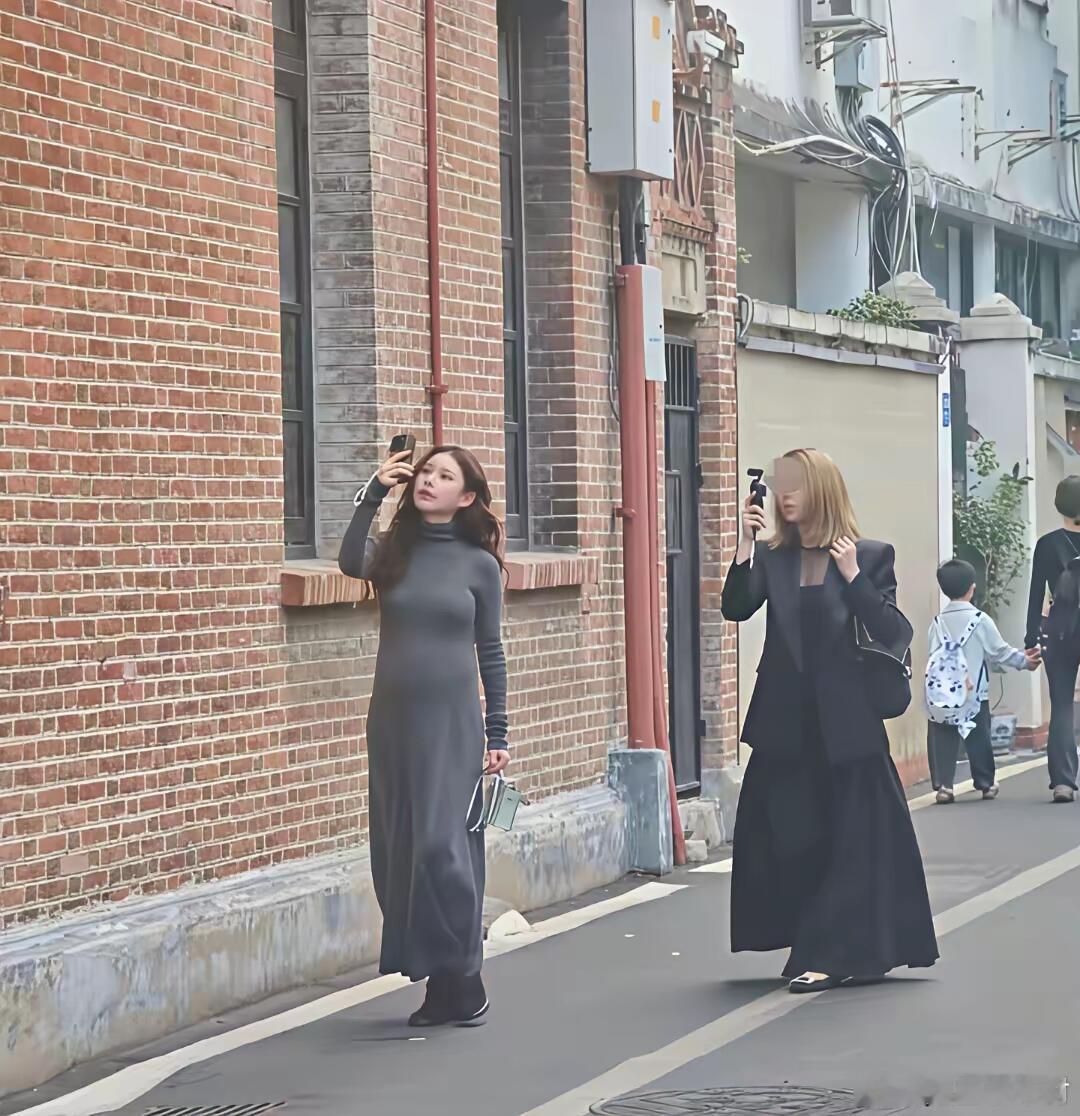 汪小菲一家五口同框了！！！