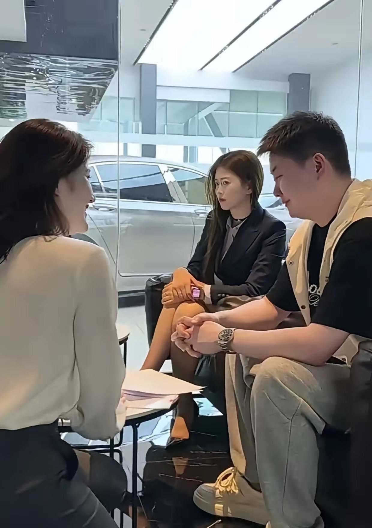 大家觉得今天这个车还能卖出去吗，我感觉有点困难[呲牙笑][呲牙笑]