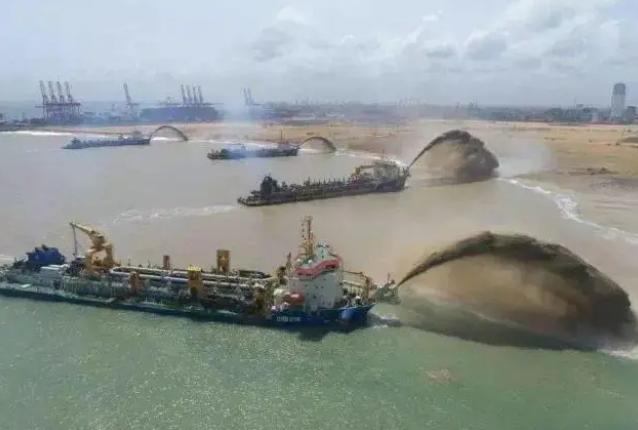 1966年，中国忍痛用4吨黄金买荷兰一艘过时挖泥船。这笔在当时能造两座长江大