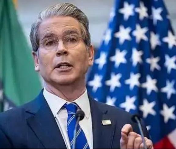 美国可以不让中国进国际空间站，不让荷兰卖光刻机给中国，可以不让伊朗卖石油给中国，