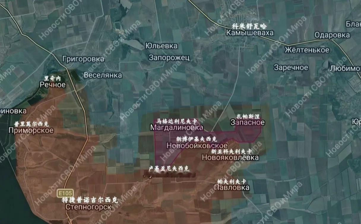 俄军第聂伯集群的空降兵占领了扎波罗热州的马格达利尼夫卡和扎帕斯涅。俄军东部集群