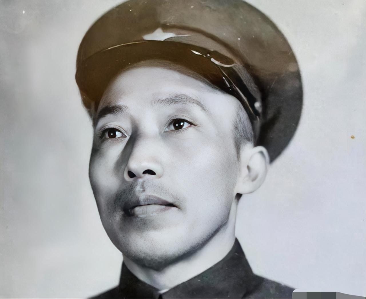 他是刘邓大军的得力助手，五大战略区政治部主任中，唯一未授衔的革命前辈。早年参加湘