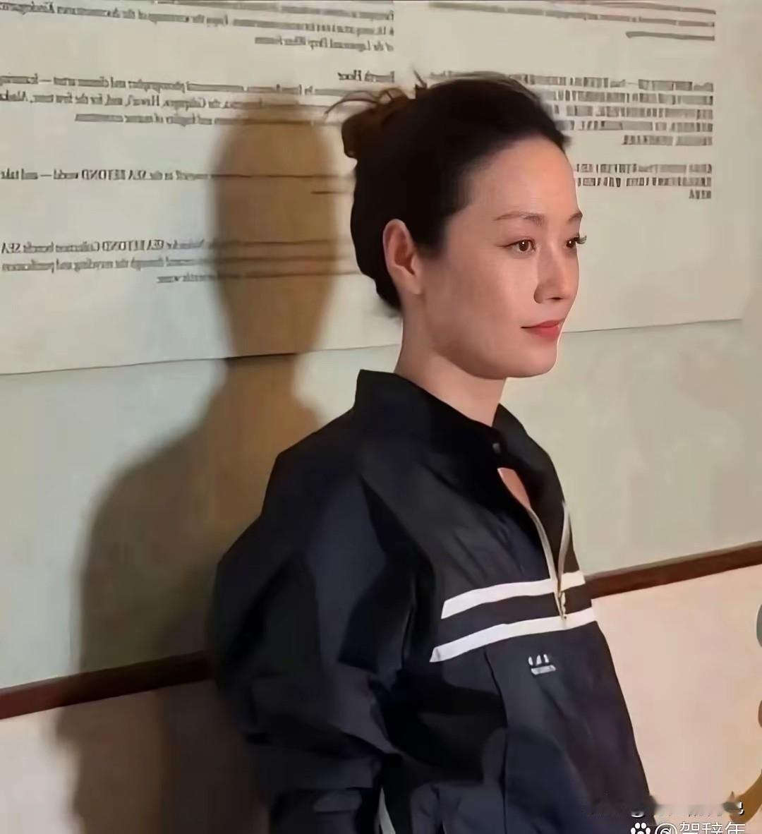 马伊利这个侧脸骨相太好看了。