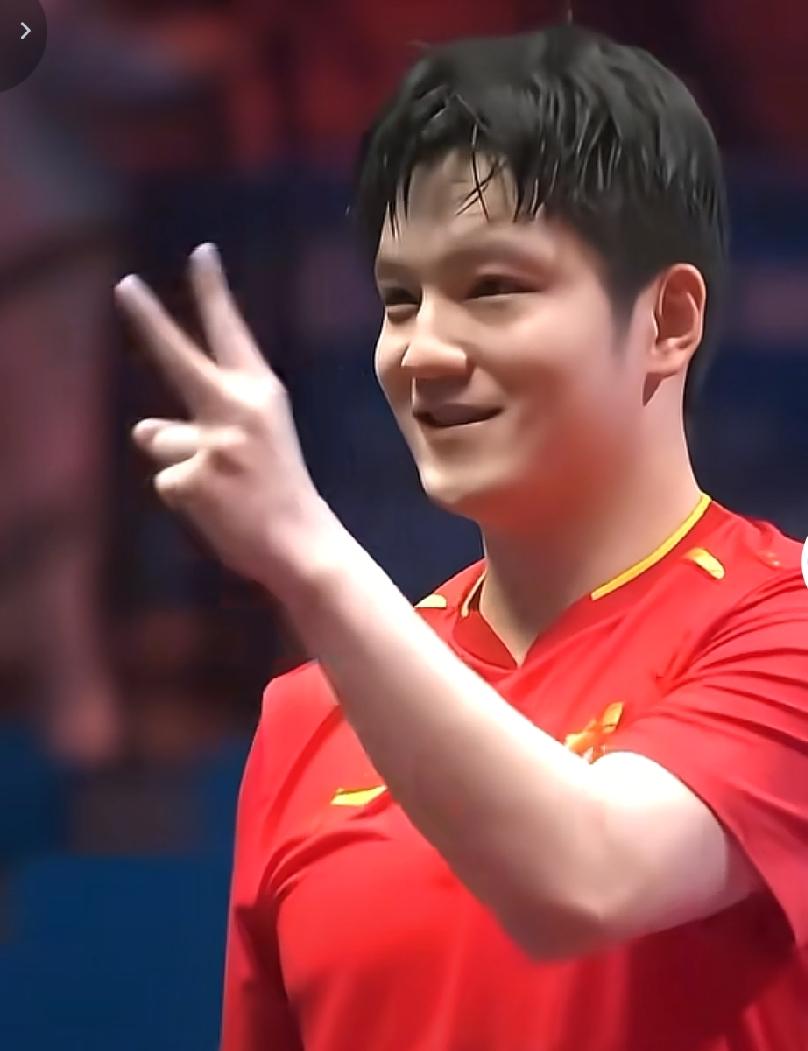 樊振东被勒布伦兄弟双杀，而且都是连输三局，可以说是惨败，来听听球迷怎么说：这