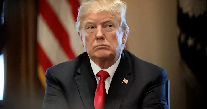 特朗普陷入政治风暴：全美抗议升级 呼吁逮捕奥巴马