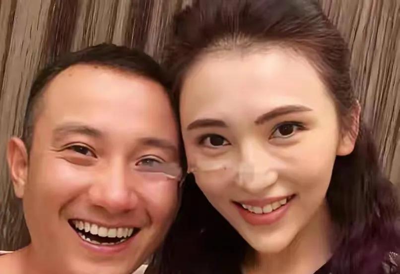 这男人真是旧情难忘！新女友宛如翻版姚笛。和马伊琍离婚6年后，文章新恋情曝光，