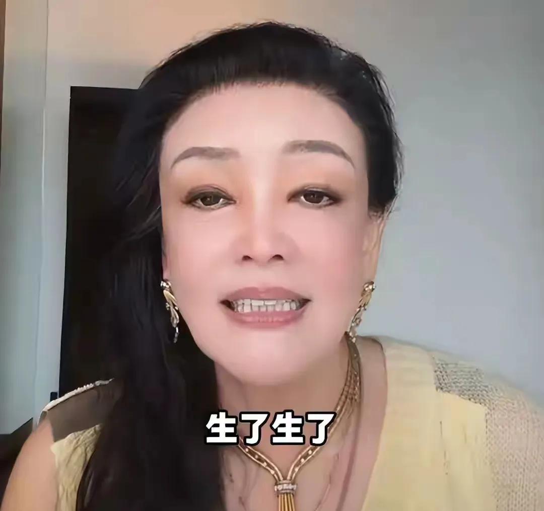 汪小菲又当爸爸了！马筱梅正月初七生下儿子。张兰喜上眉梢，她在直播间说，感谢儿媳妇