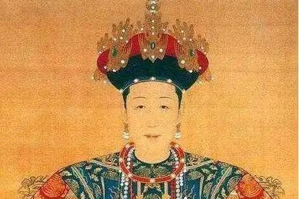她是康熙后妃，是宫女出身，籍籍无名，却生下清朝第九个铁帽子王谁能想到，康熙后