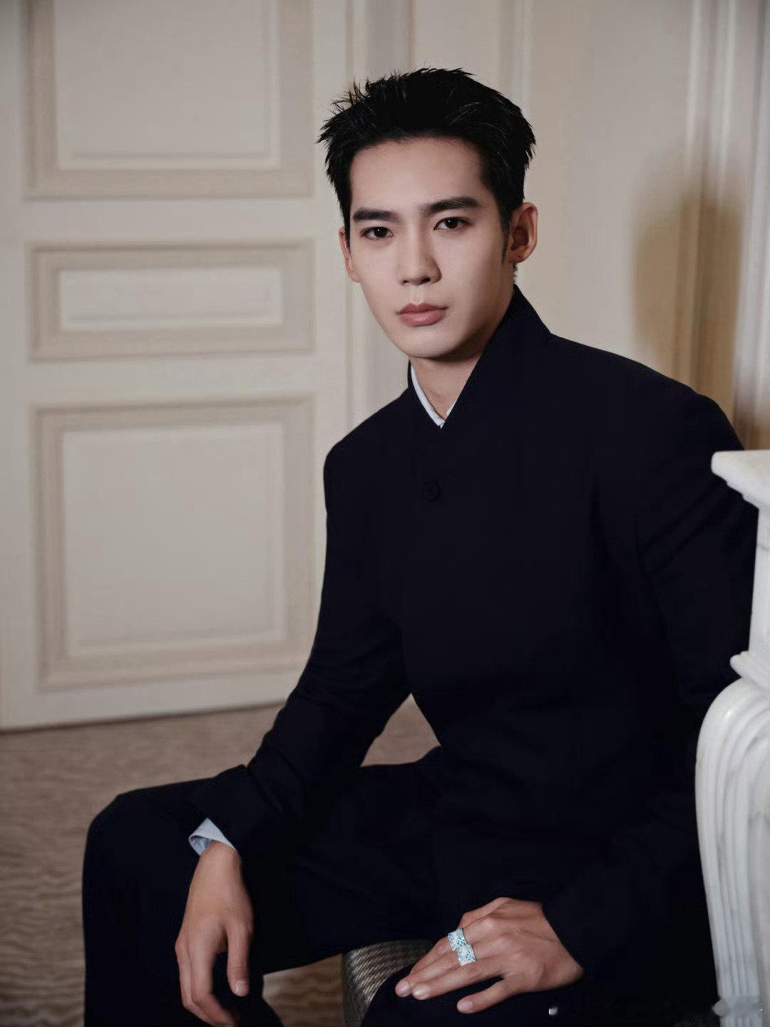 于适和李昀锐均将出席巴黎男装周DIOR2026春夏大秀​​​