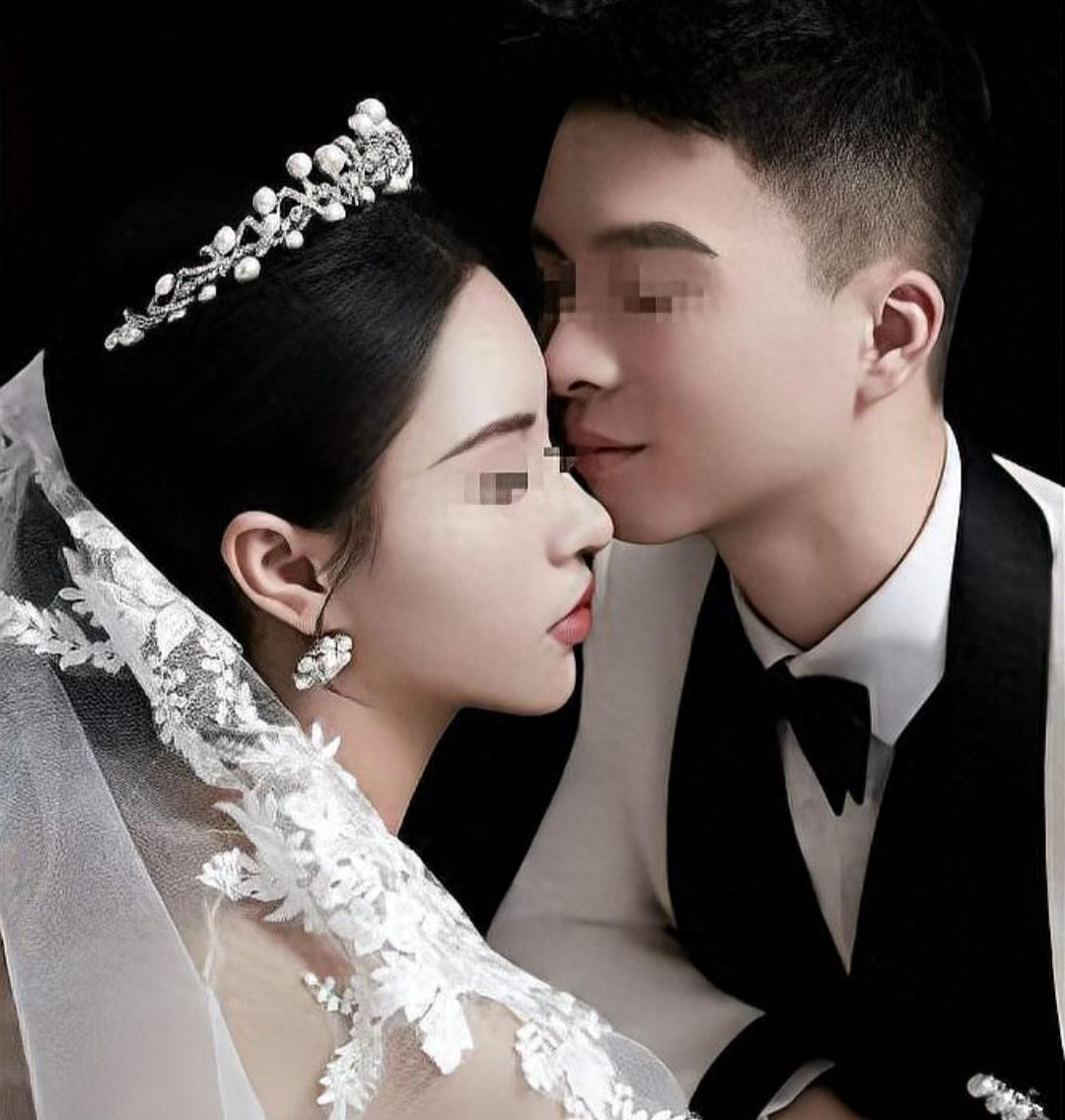 湖南一对情侣在婚礼前一天神秘坠楼身亡，男方家属质疑女方未尽救助责任，索赔百万元，