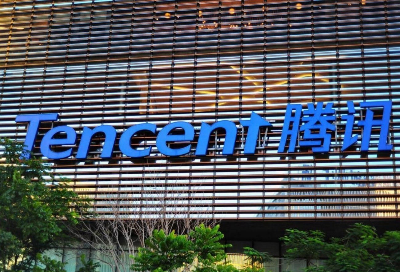 中国民营企业收T0P10~1.京东一年营收1.1万亿元2.阿里巴巴一年营收981