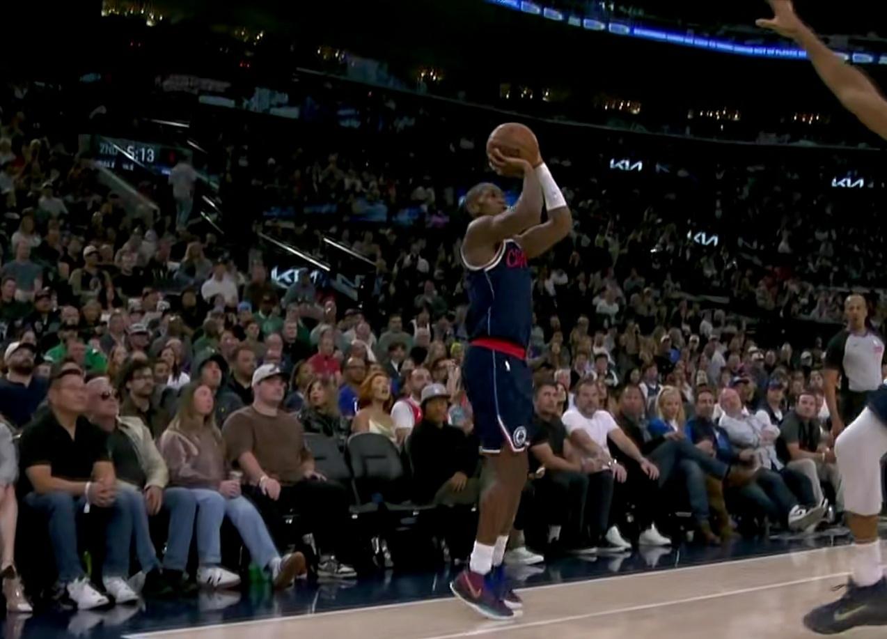 快船33分血洗雄鹿，泰伦卢最大的改变居然是让一直首发邓恩打替补了？快船即使没