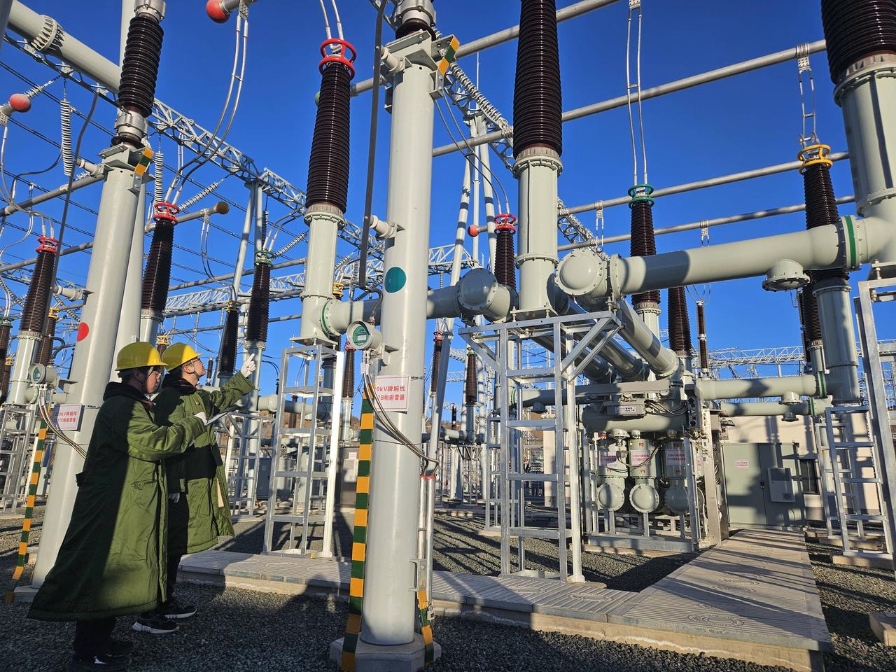 把光伏和风力发电转化为氢能，成本的优势绝对要好于单纯的风力光伏电力输出。