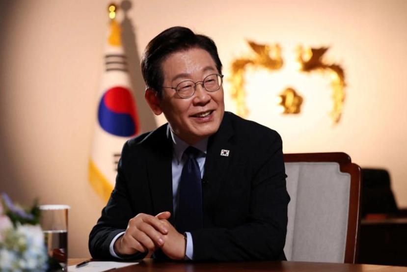 李在明硬刚美国，导火索是萨德撤兵很多人说李在明明知道短期拿不回指挥权，为什么