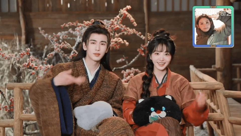 男女主爱惨了观众嗑疯了《逐玉》里男女主的感情真的杀疯了！每一个眼神、每一次触碰都