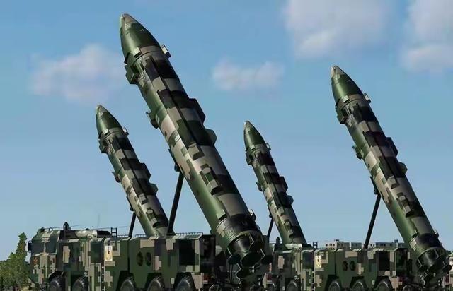 现代中国的震慑力不得不服！中国说了，不开第一枪，谁开打谁，不让你打出第二枪！其结