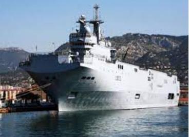 2011年，俄罗斯采购4艘法国“西北风”两栖攻击舰，并签订价值12亿欧元。马上交