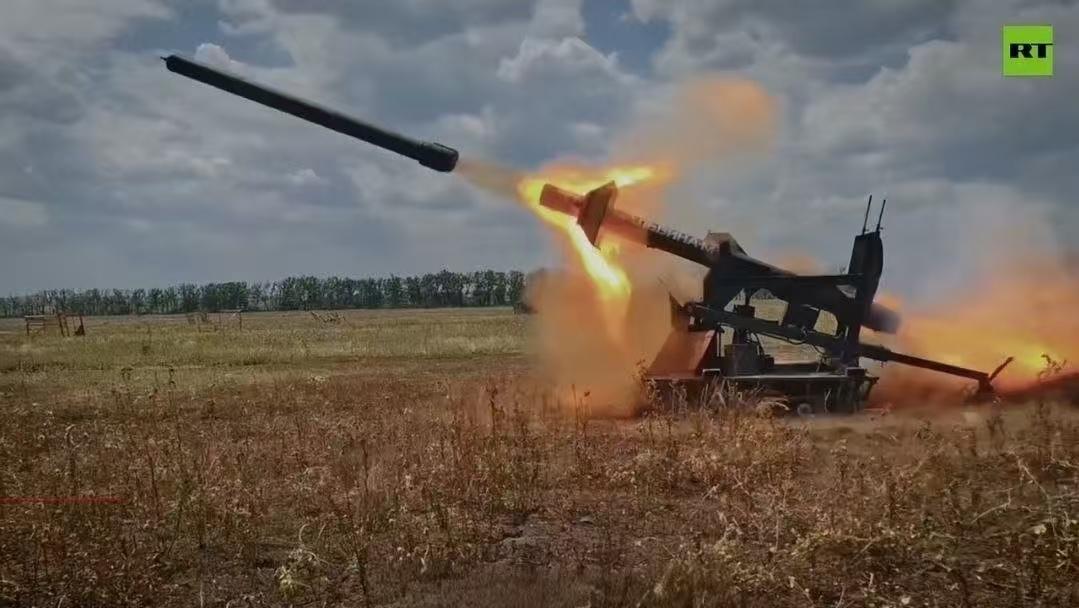 俄军越打越先进了，再打下去，俄军前线就全部都是“机器人作战了”。俄军一下子投入多