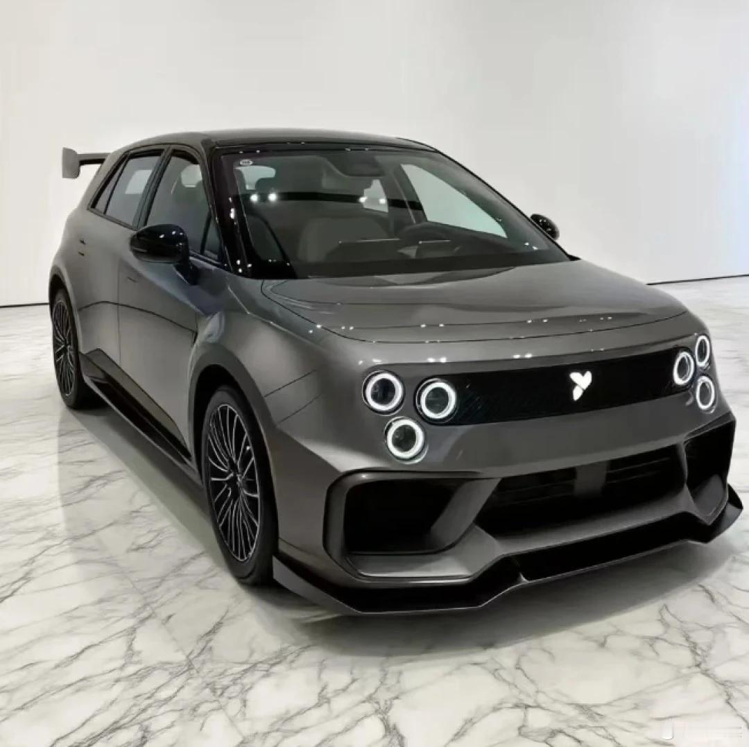 【蔚来萤火虫车主称空调喷粉，官方回应：安全无害，已开通服务通道】多位蔚来萤火虫车