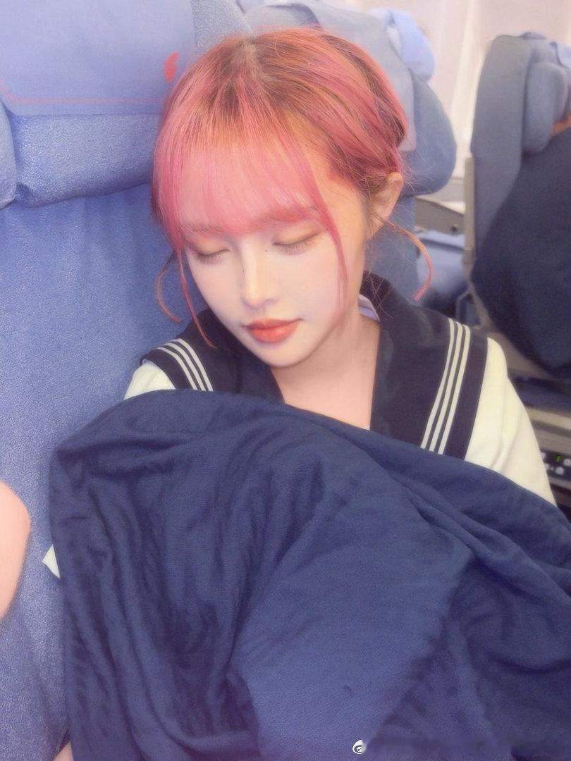 明明我才是最可爱的吧…!💢​​​