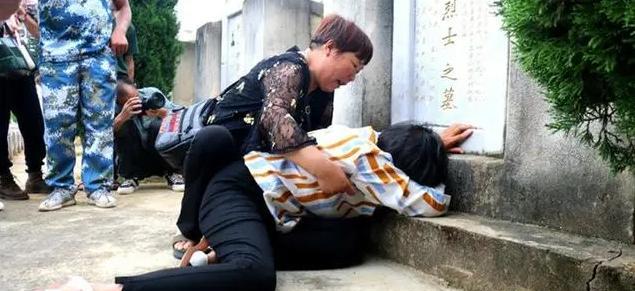 “爸、妈，我要改嫁给大哥！”1984年，河南女子新婚丈夫在战场上壮烈牺牲，可她却
