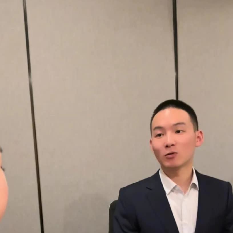 谢浩男原本想低调的，这次活动估计也不是最近几天的活动，因为早有自媒体披露这事，但