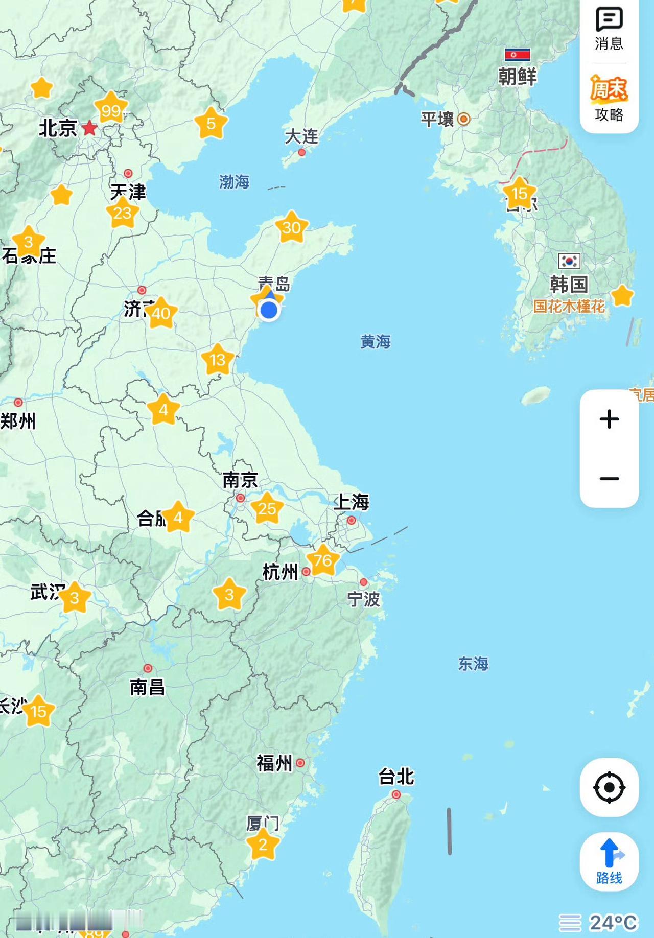 青岛：听说最近又有一波游客来咱们这儿看海了，栈桥上人挤人，八大关的银杏叶都快被拍