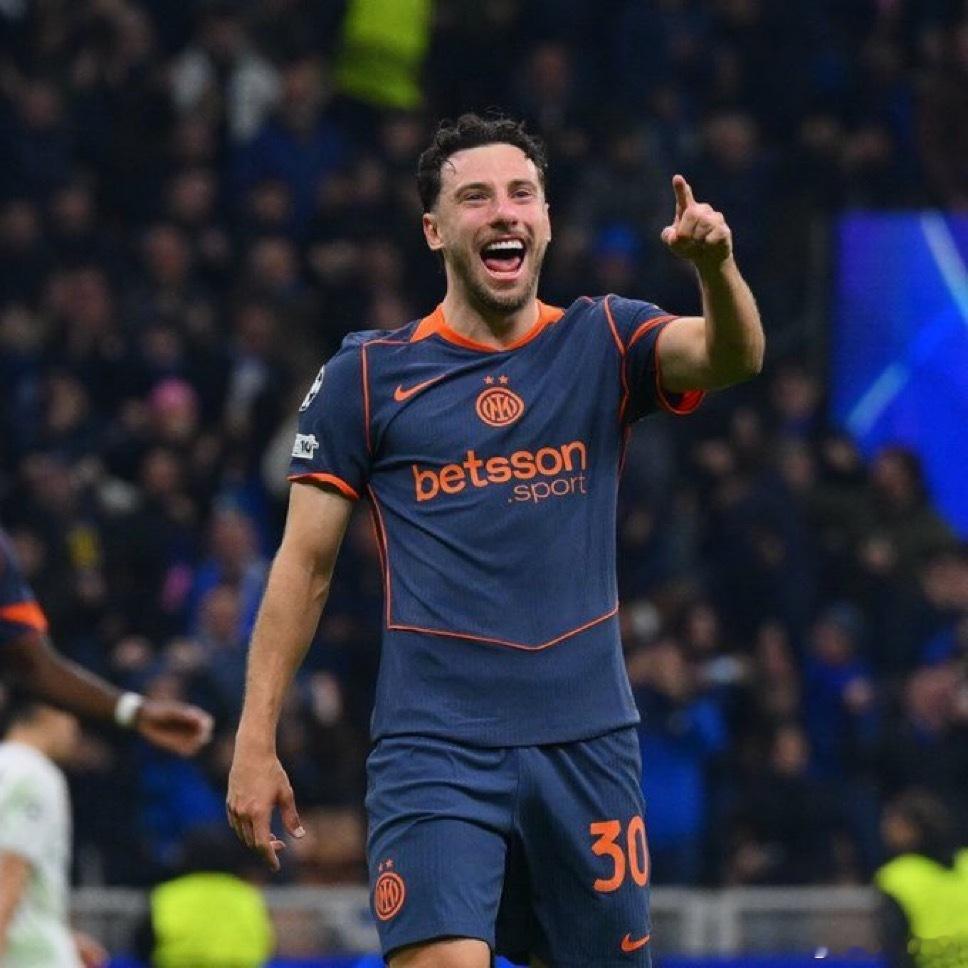 这场比赛国米的表现肯定很难让球迷们满意防守端失误进攻端浪费机会看得人真上火